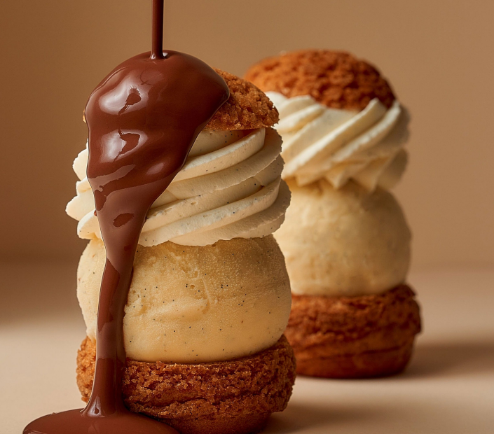 profiteroles.